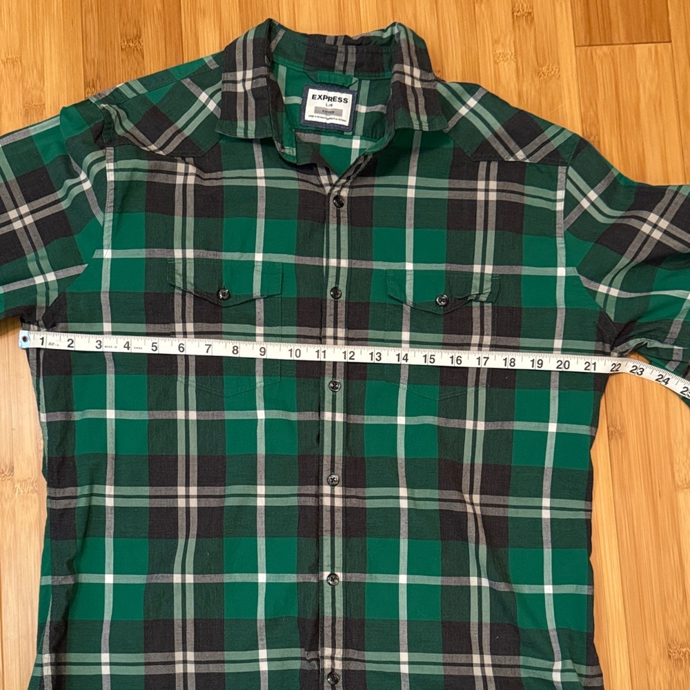 Express Green Plaid Casual Button Down Shirt - Picture 6 of 7